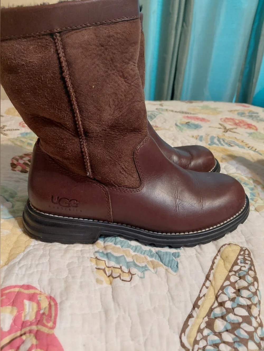 UGG Brooks Boots 5381 Womens Mid Calf Leather Sheepskin Brown Suede Size 7